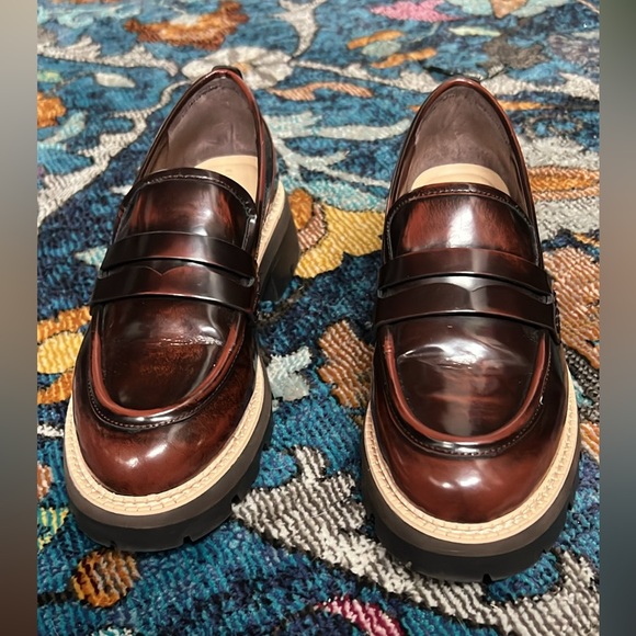 Gianni Bini Brown and Black Loafers - Picture 4 of 5